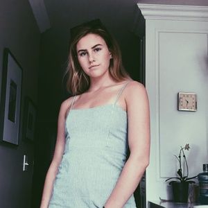 Meet your Posher, Caroline